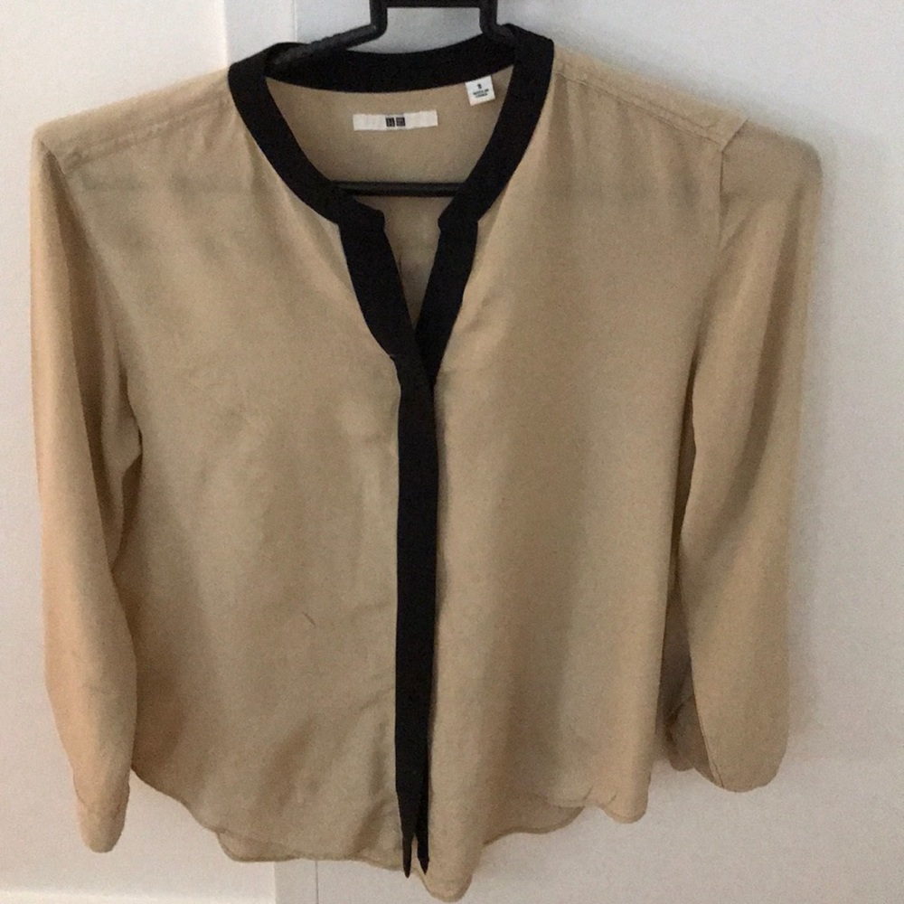 uniqlo blouse!